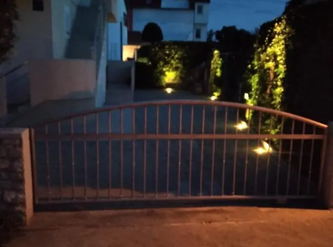 With Parking Space Nin, Zadar - 15861 Apartmán *