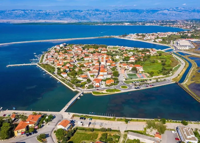With Parking Space Nin, Zadar - 15861 Apartamento Nin