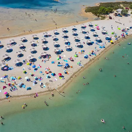 Апартаменты With A Parking Space Nin, Zadar - 15861